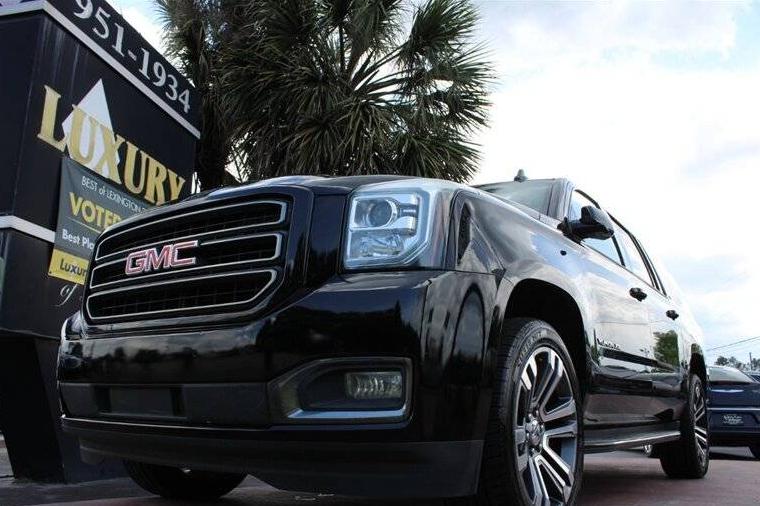GMC YUKON XL 2019 1GKS1GKC3KR116835 image